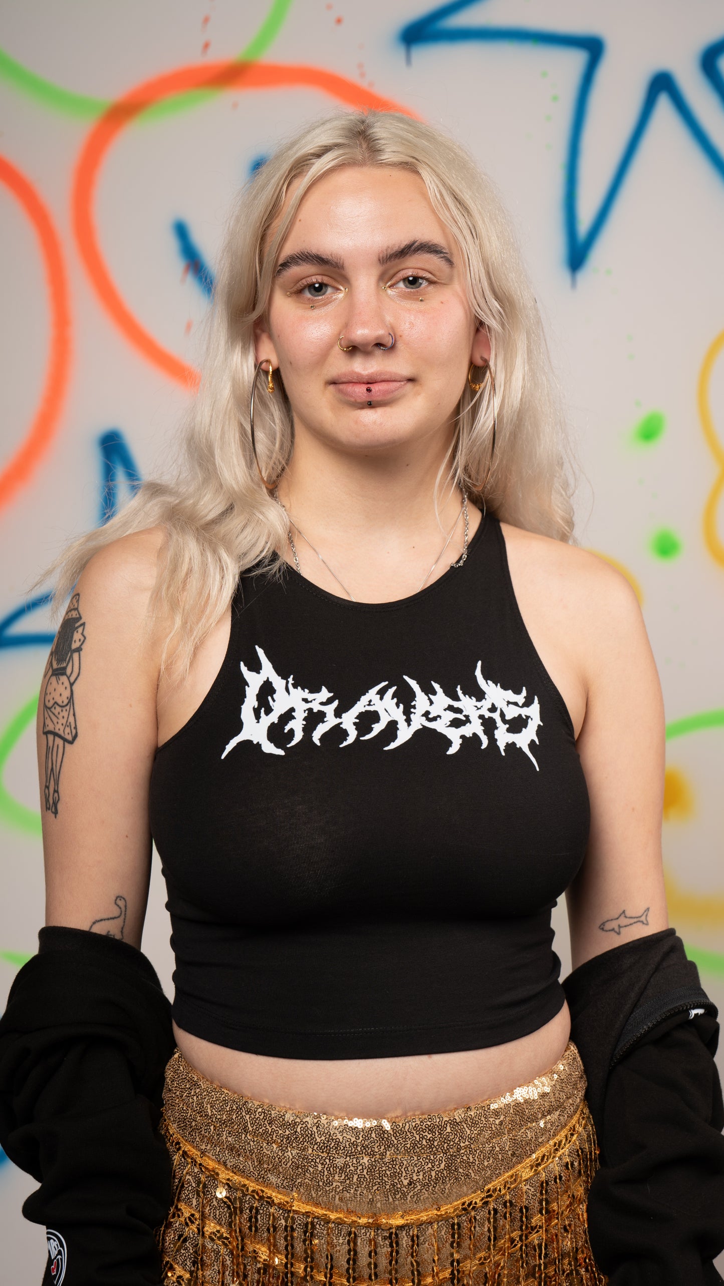 Qravers Metal Cropped Logo Weste Schwarz