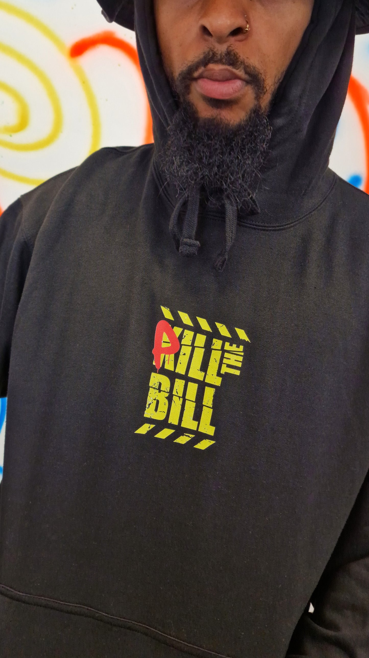 Pill The Bill Voor- en achterkant print hoody zwart