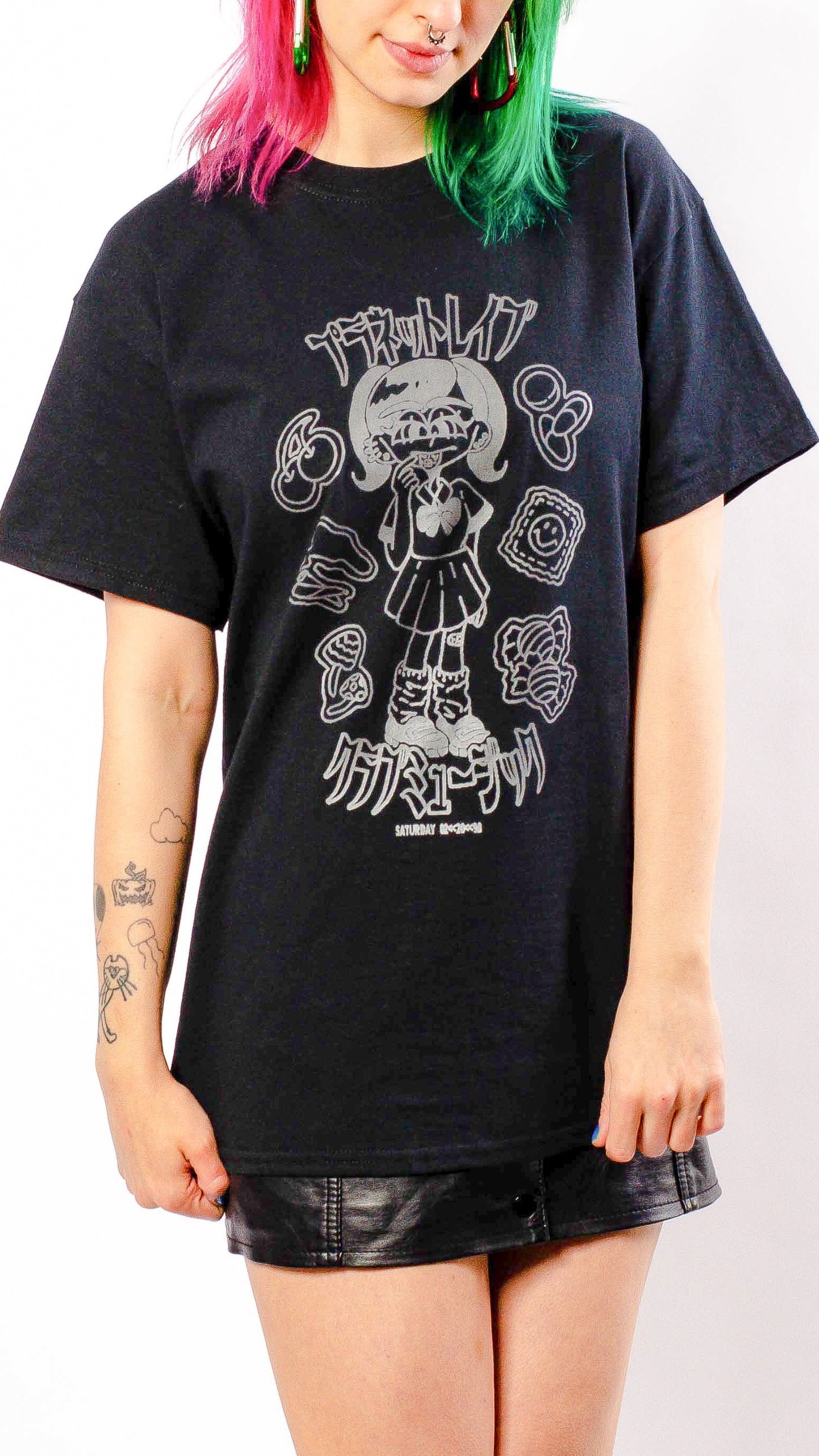 Planet Rave Japan Glow In The Dark T-shirt met korte mouwen, zwart
