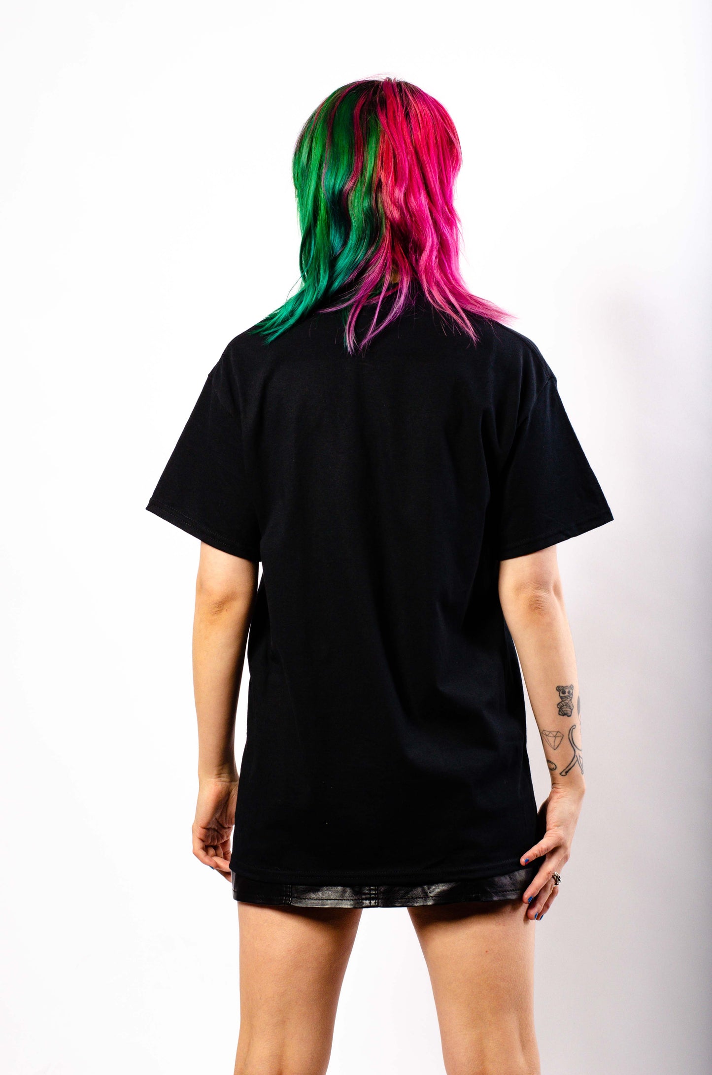 Planet Rave Japan Glow In The Dark T-shirt met korte mouwen, zwart