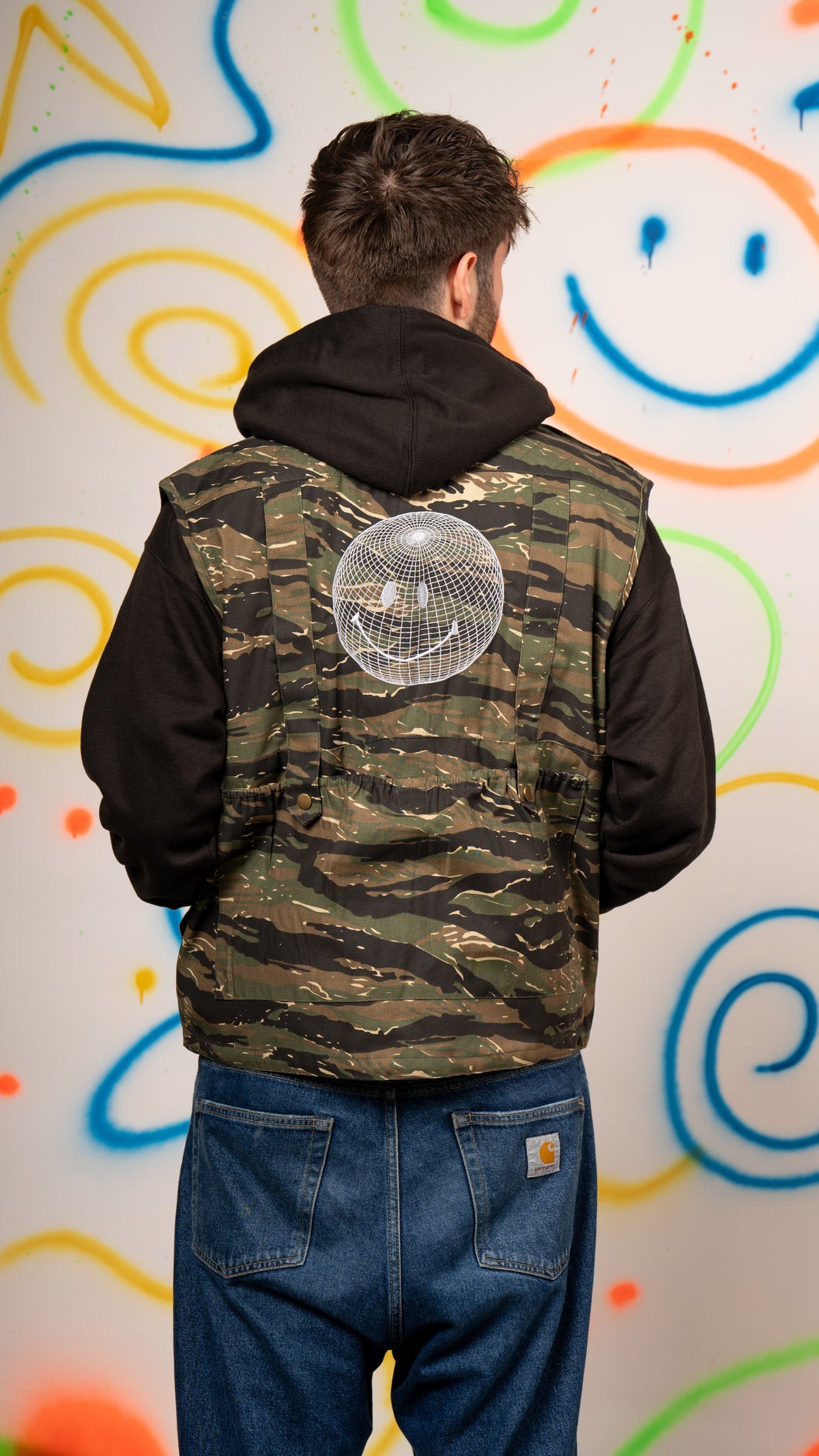 Rave-Ready Jackets & Gilets: Military-Grade Durability from Qravers