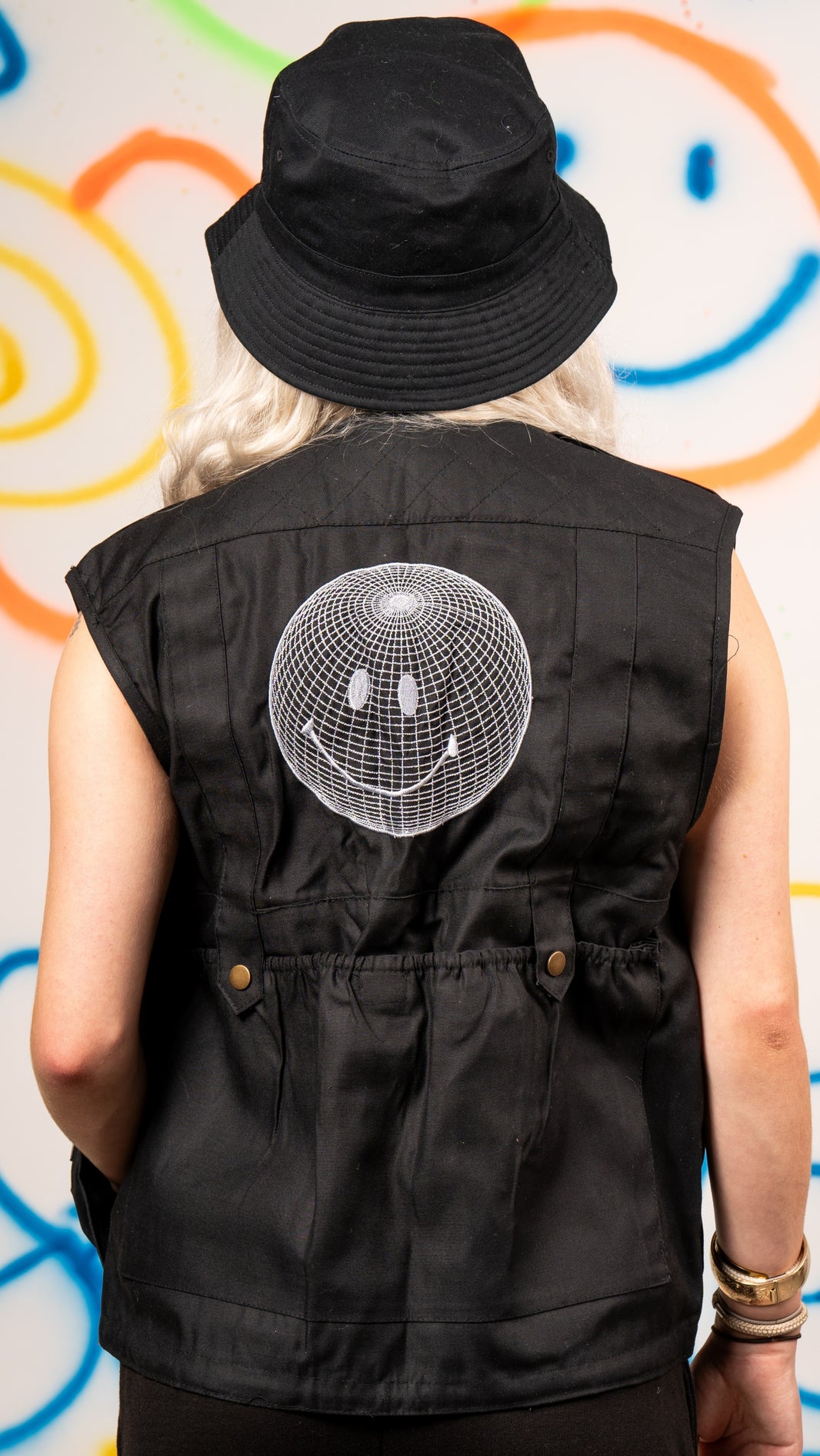 Rave-Ready Jackets & Gilets: Military-Grade Durability from Qravers