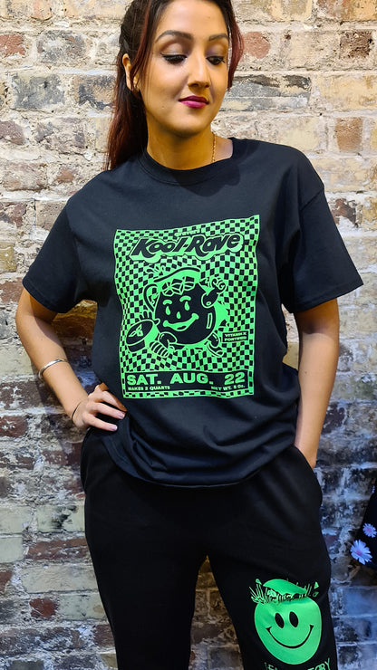Kool-Rave Grünes Kurzarm-T-Shirt in Schwarz